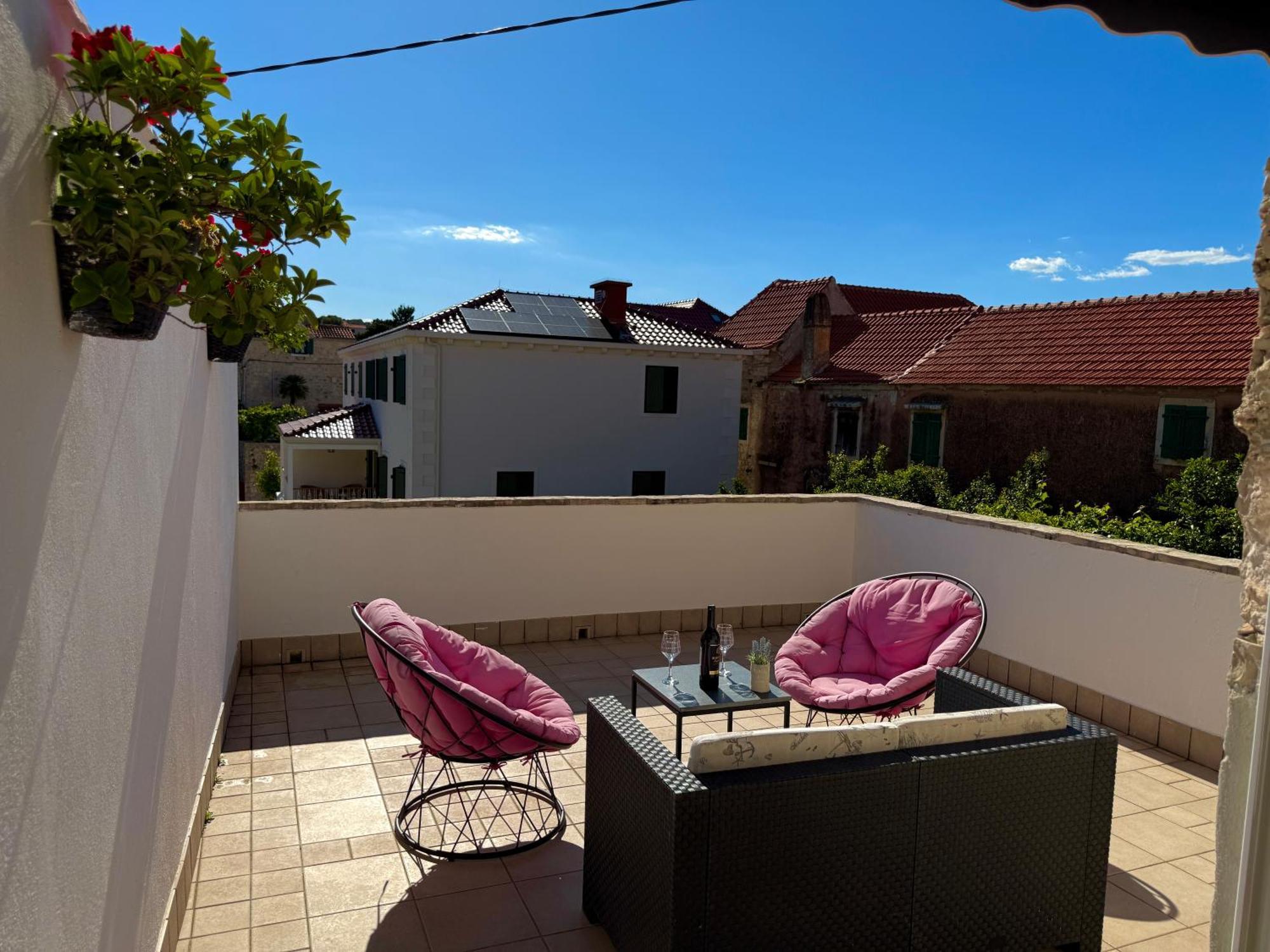 Apartment Pjaca Postira Εξωτερικό φωτογραφία