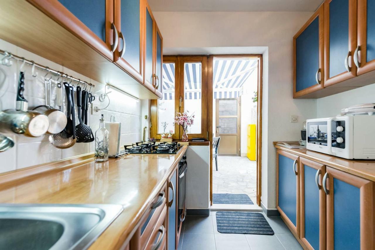 Apartment Pjaca Postira Εξωτερικό φωτογραφία